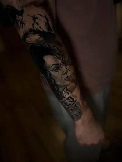 Tatuaj Black and Gray